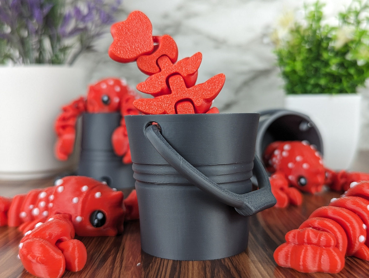Lobster Fidget Toy with Bucket - Articulated 3D Print - Stress Relief for Adults and Kids - Unique Desk Toy - Flexible Sensory Animal