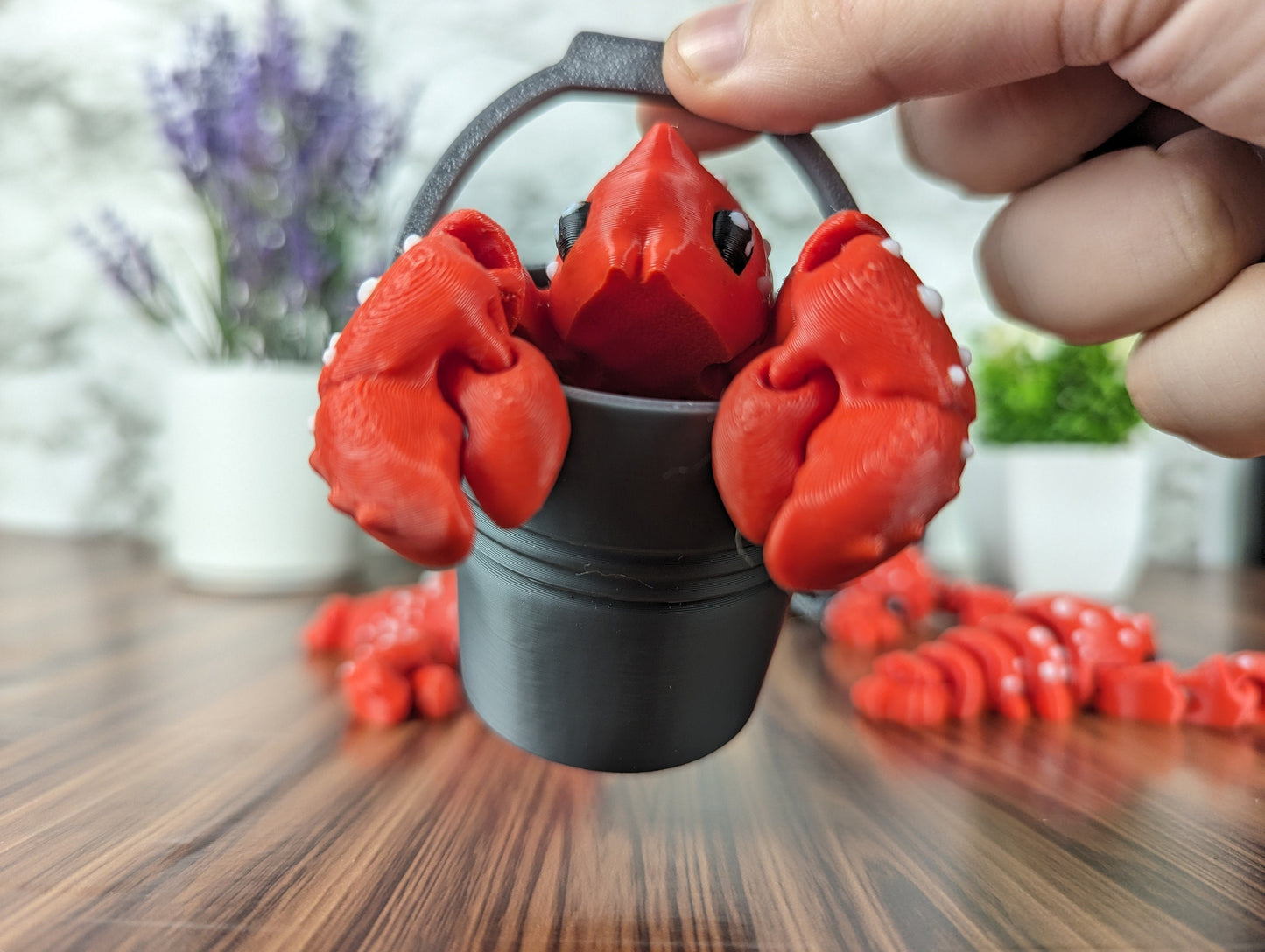 Lobster Fidget Toy with Bucket - Articulated 3D Print - Stress Relief for Adults and Kids - Unique Desk Toy - Flexible Sensory Animal