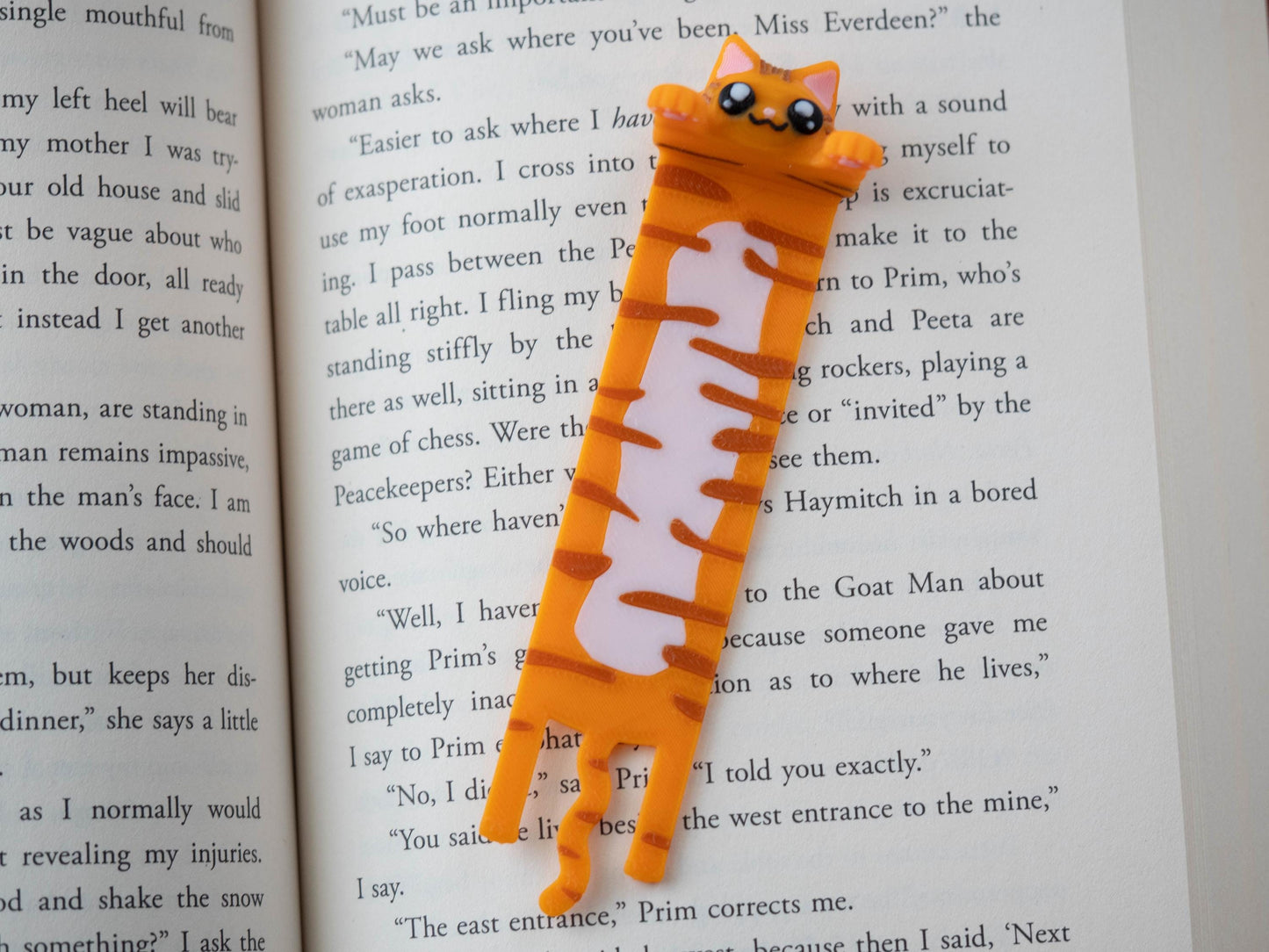 Cute Hanging Cat Bookmark - Bookish Gifts - Book Lovers Present - Secret Santa - White Elephant Gift - Book Club Gift - Gifts for Her