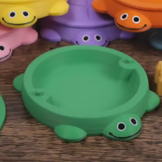 Turtle Sandbox Desk Toy - Fidget Zen Garden -  Funny Office Gift - Cubicle Decor - Cute Mini Desk Pet - Kidcore - 90s Nostalgia